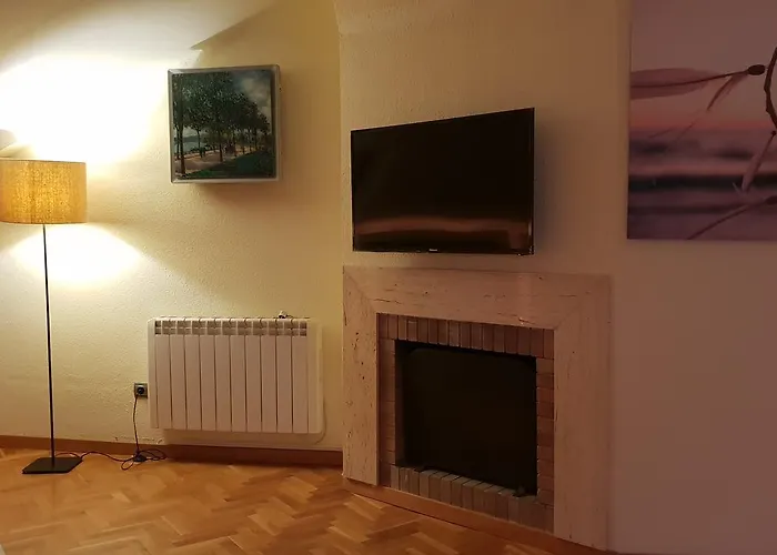 18 Torres Alfonso Attic 사라고사